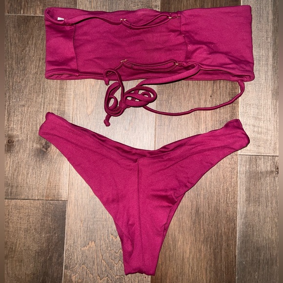 Wine bikini - Picture 2 of 3